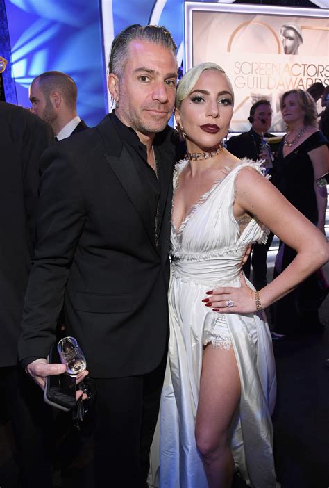 lady gaga dating who now